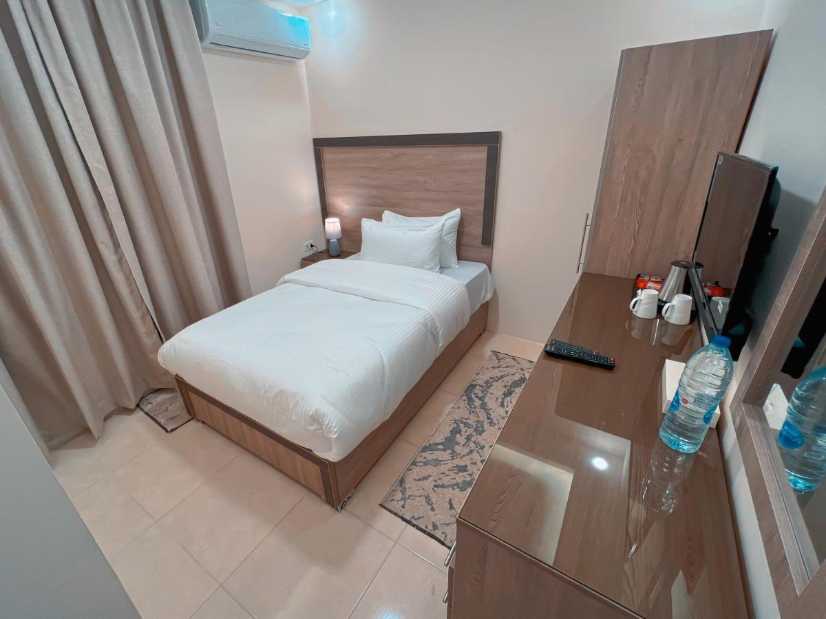 Beit Alshabaan Inn Вади Муса Екстериор снимка