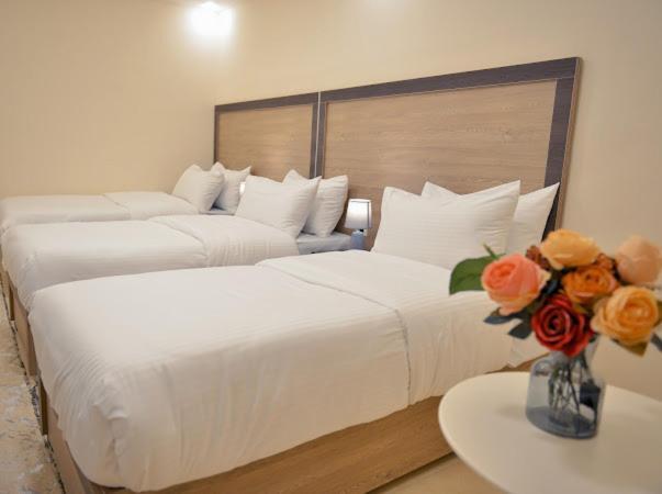 Beit Alshabaan Inn Вади Муса Екстериор снимка
